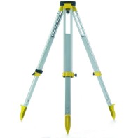 Leica NA324 Automatic Level Package with Tripod and Levelling Staff